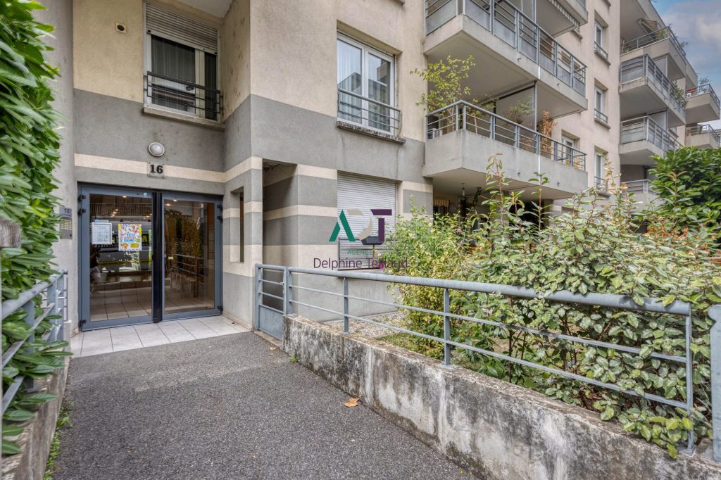 Appartement 2 pièces 36 m² · à Grenoble · 36,4 m² · 120 000 €